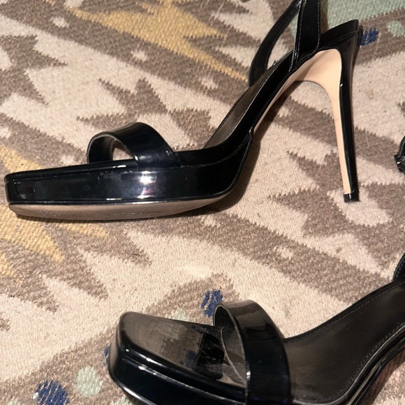 Black Nine West heels. Like new - Picture 7 of 8